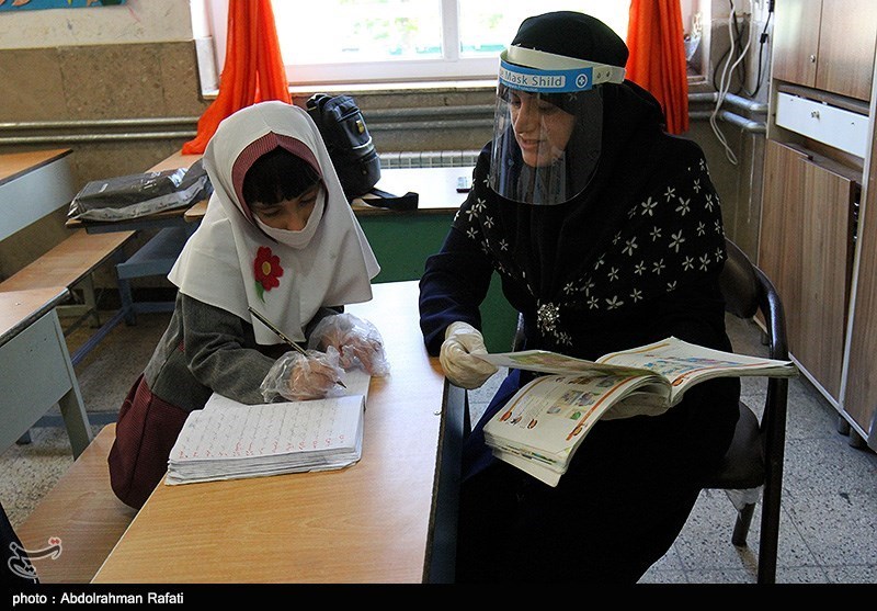 دانش‌آموزان تهرانی از ۱۵ شهریور در مدارس حاضر می‌شوند؟